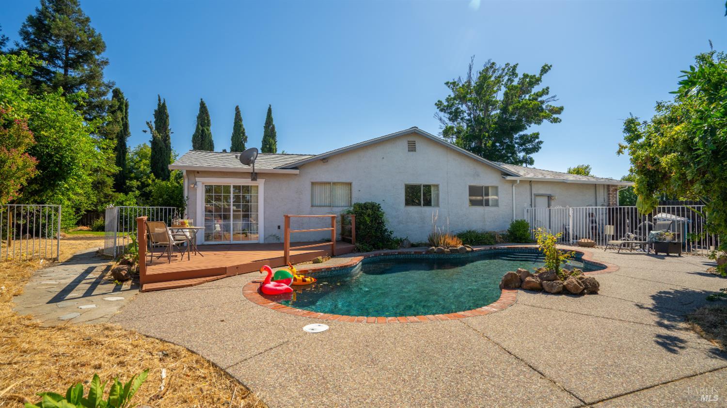 1355 Hemingway Court Dixon CA 95620