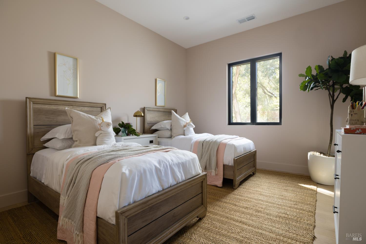 5060 Warm Springs Road Glen Ellen CA 95442