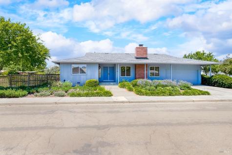 8817 Hood Mountain Circle Santa Rosa CA 95409