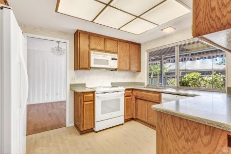 8817 Hood Mountain Circle Santa Rosa CA 95409