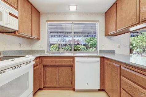 8817 Hood Mountain Circle Santa Rosa CA 95409