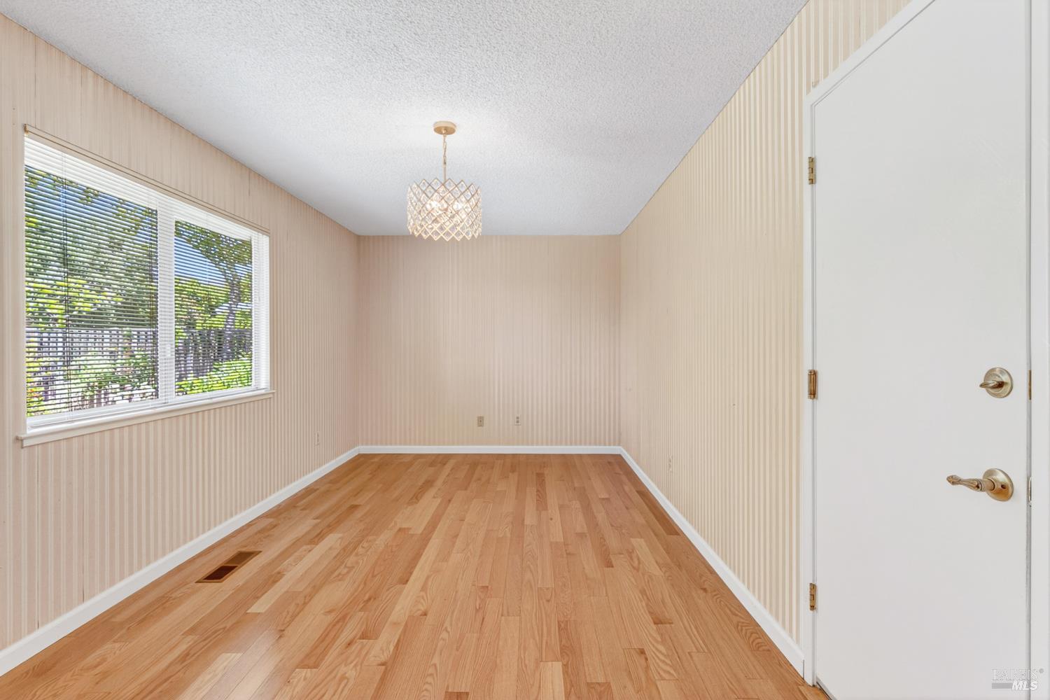 8817 Hood Mountain Circle Santa Rosa CA 95409