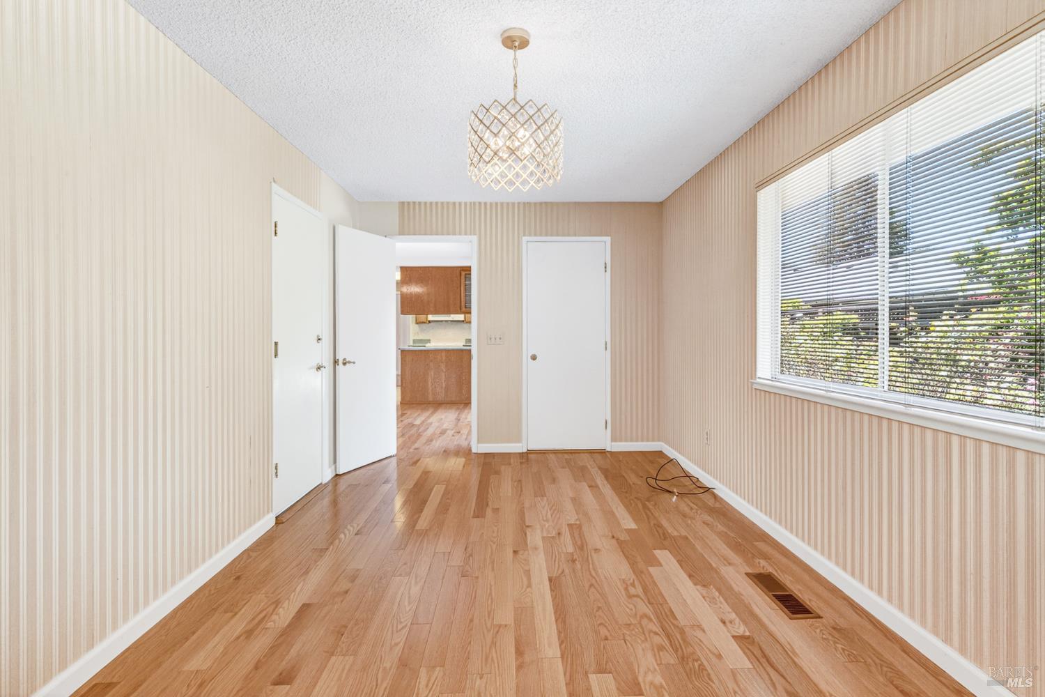 8817 Hood Mountain Circle Santa Rosa CA 95409