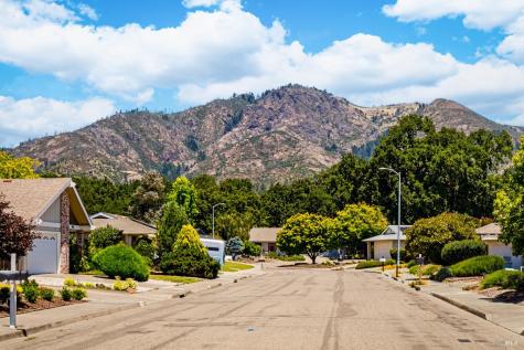 8817 Hood Mountain Circle Santa Rosa CA 95409
