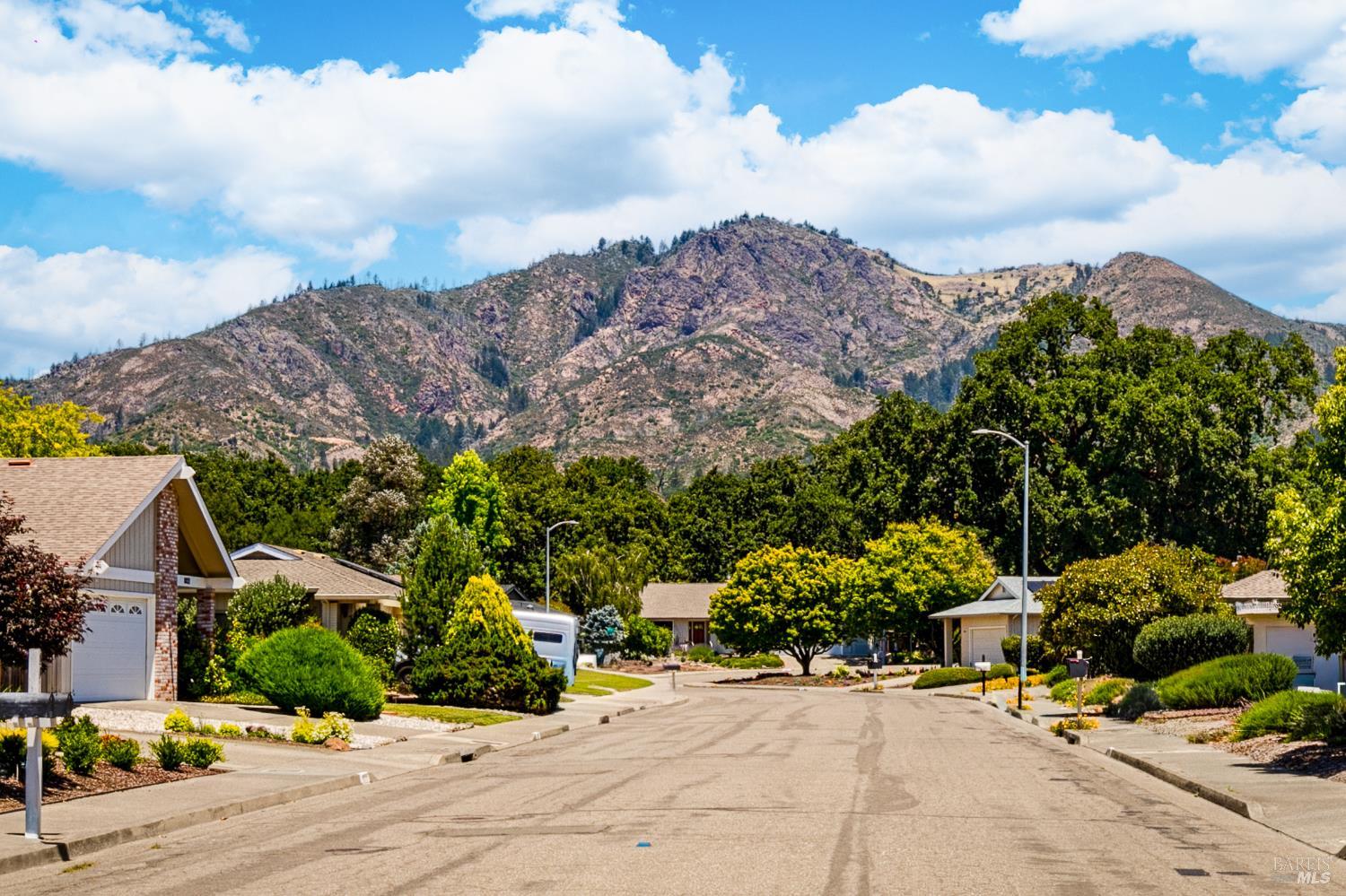 8817 Hood Mountain Circle Santa Rosa CA 95409