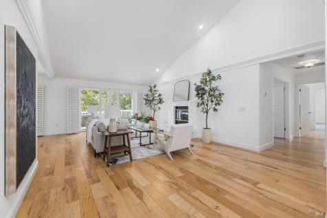 405 Crestridge Place Santa Rosa CA 95409