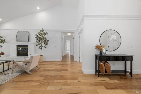 405 Crestridge Place Santa Rosa CA 95409