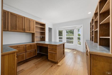 405 Crestridge Place Santa Rosa CA 95409