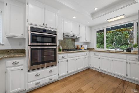 405 Crestridge Place Santa Rosa CA 95409