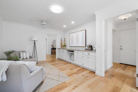 405 Crestridge Place Santa Rosa CA 95409