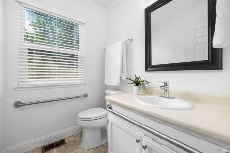 405 Crestridge Place Santa Rosa CA 95409