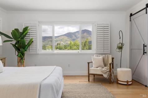 405 Crestridge Place Santa Rosa CA 95409