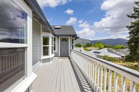 405 Crestridge Place Santa Rosa CA 95409