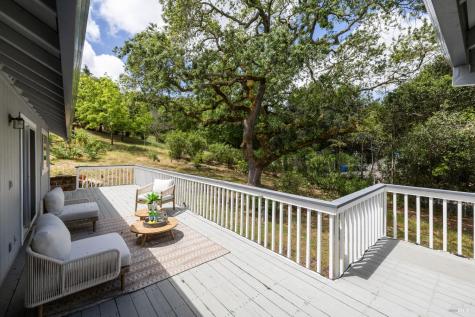 405 Crestridge Place Santa Rosa CA 95409