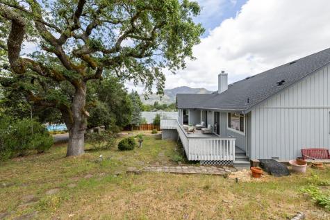 405 Crestridge Place Santa Rosa CA 95409