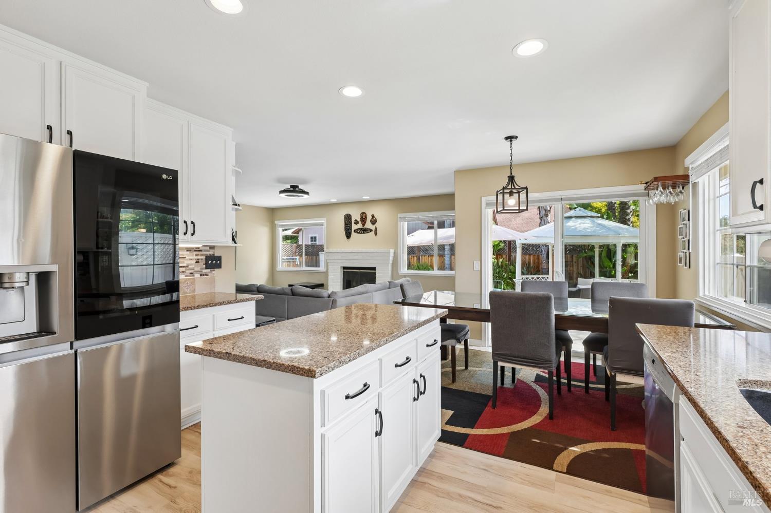 302 Desiree Place Windsor CA 95492