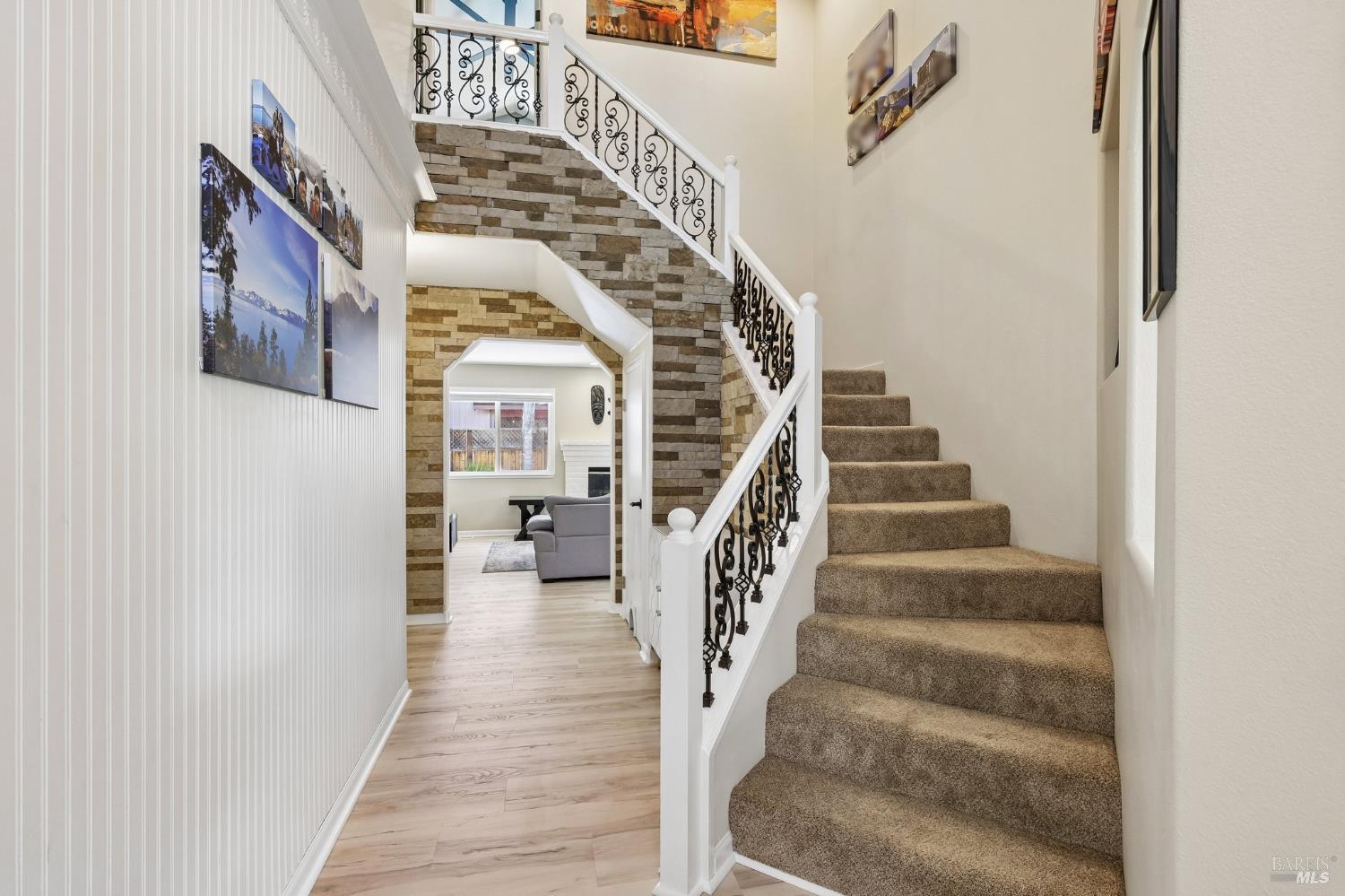 302 Desiree Place Windsor CA 95492