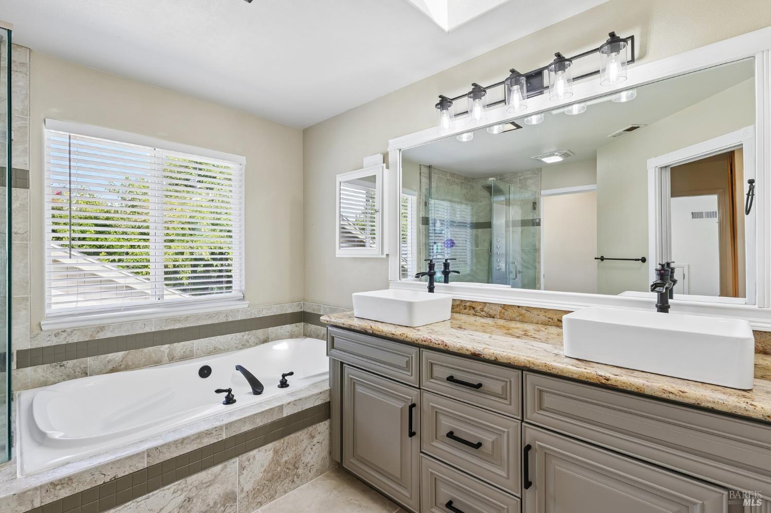 302 Desiree Place Windsor CA 95492