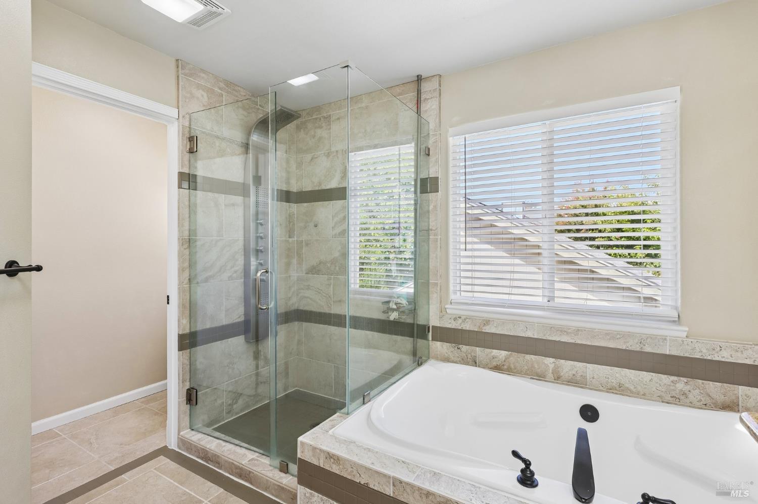 302 Desiree Place Windsor CA 95492