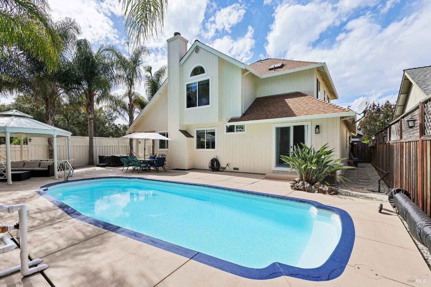 302 Desiree Place Windsor CA 95492
