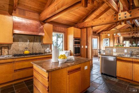 1100 Bayhills Drive San Rafael CA 94903