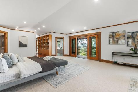 1100 Bayhills Drive San Rafael CA 94903