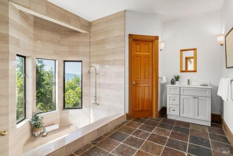 1100 Bayhills Drive San Rafael CA 94903