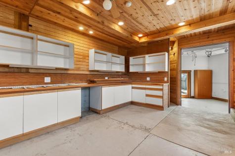 1100 Bayhills Drive San Rafael CA 94903