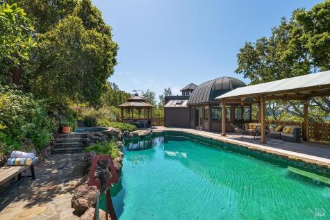 1100 Bayhills Drive San Rafael CA 94903