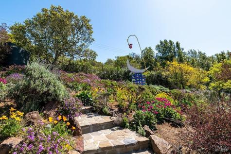 1100 Bayhills Drive San Rafael CA 94903