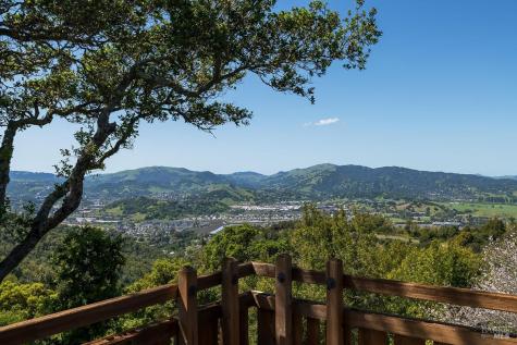 1100 Bayhills Drive San Rafael CA 94903
