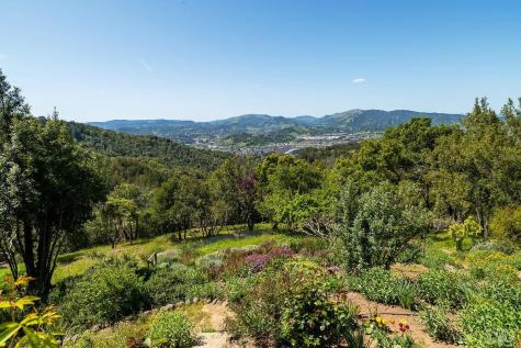 1100 Bayhills Drive San Rafael CA 94903