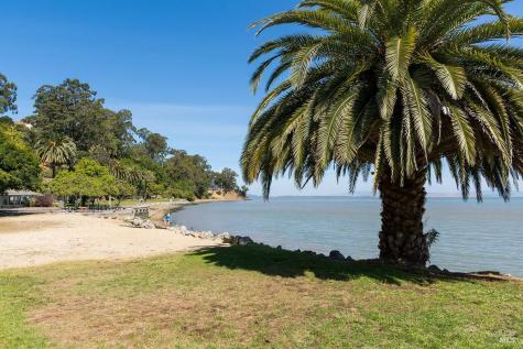 1100 Bayhills Drive San Rafael CA 94903