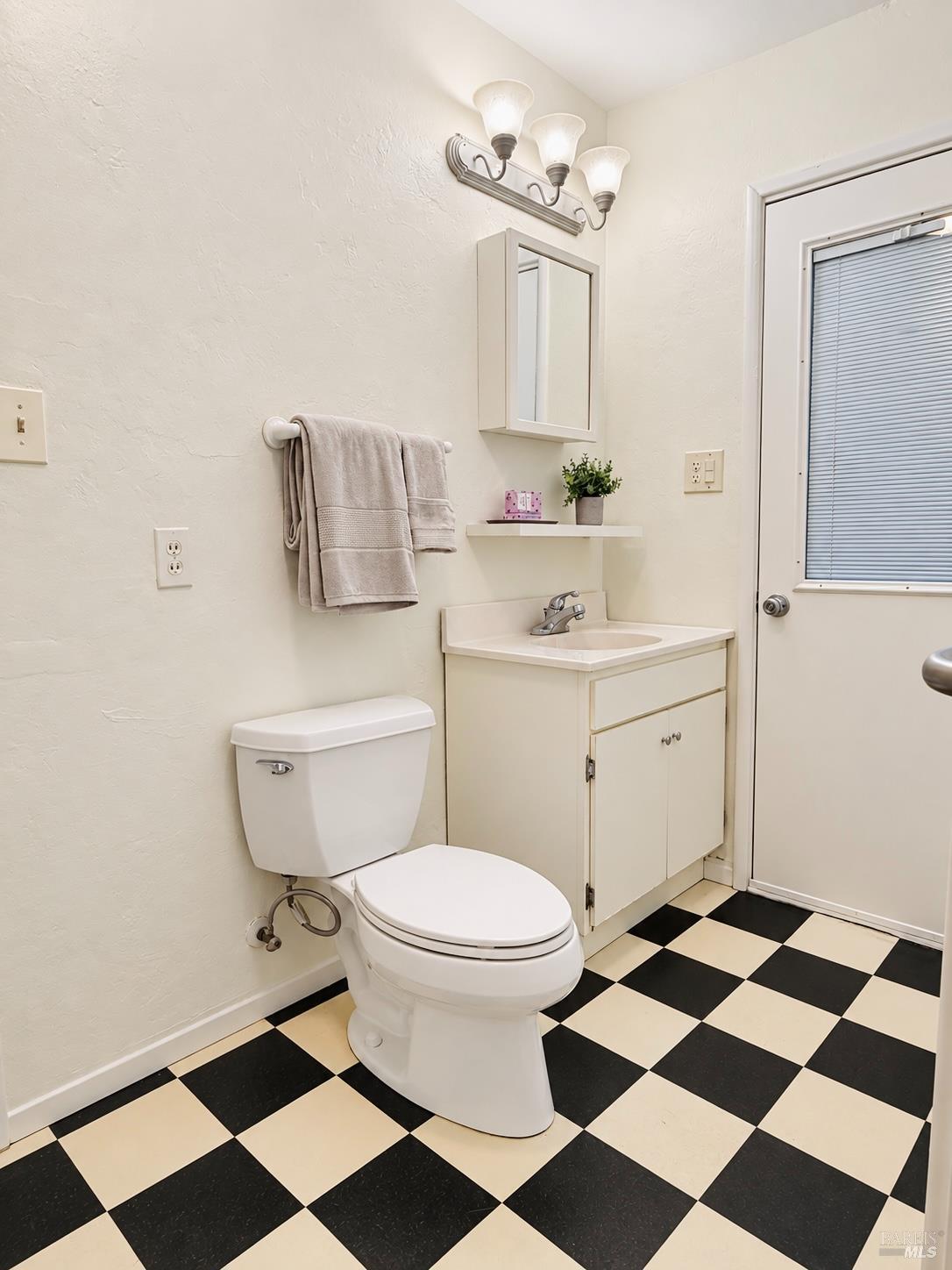 732 Pacific Avenue Santa Rosa CA 95404