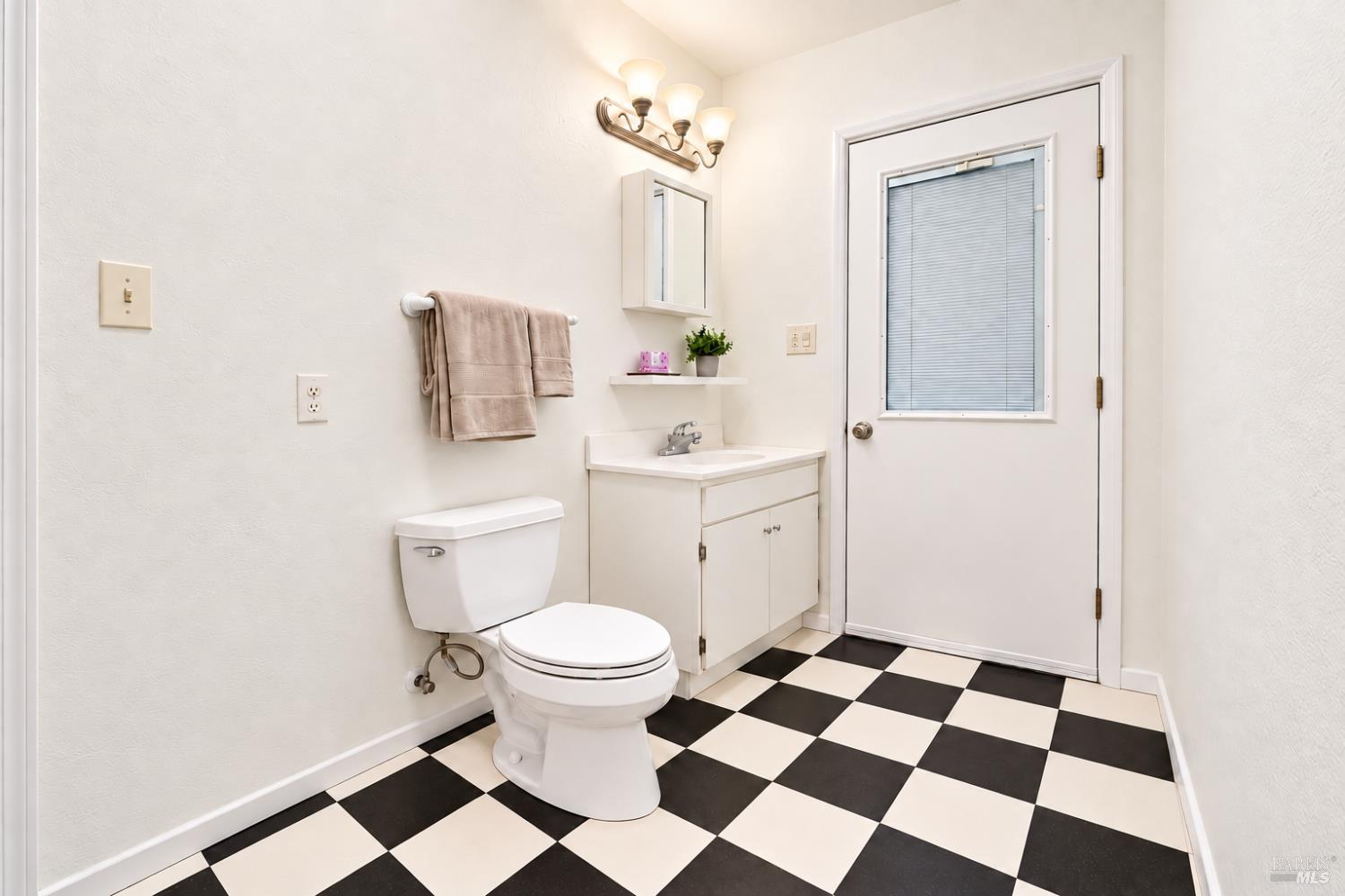 732 Pacific Avenue Santa Rosa CA 95404