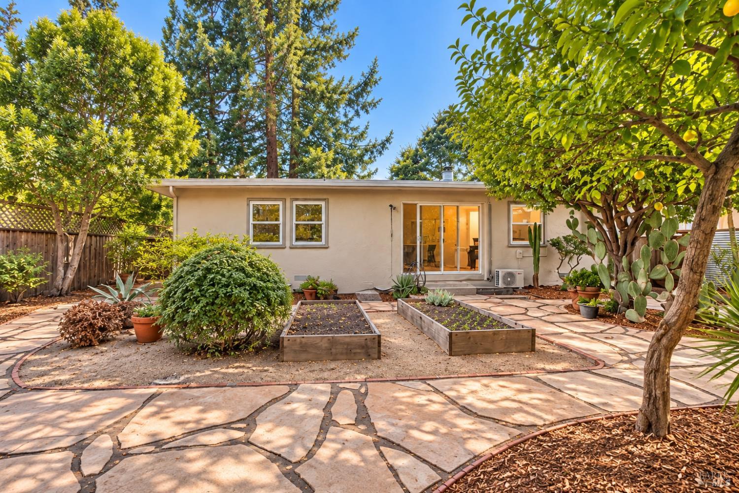 732 Pacific Avenue Santa Rosa CA 95404