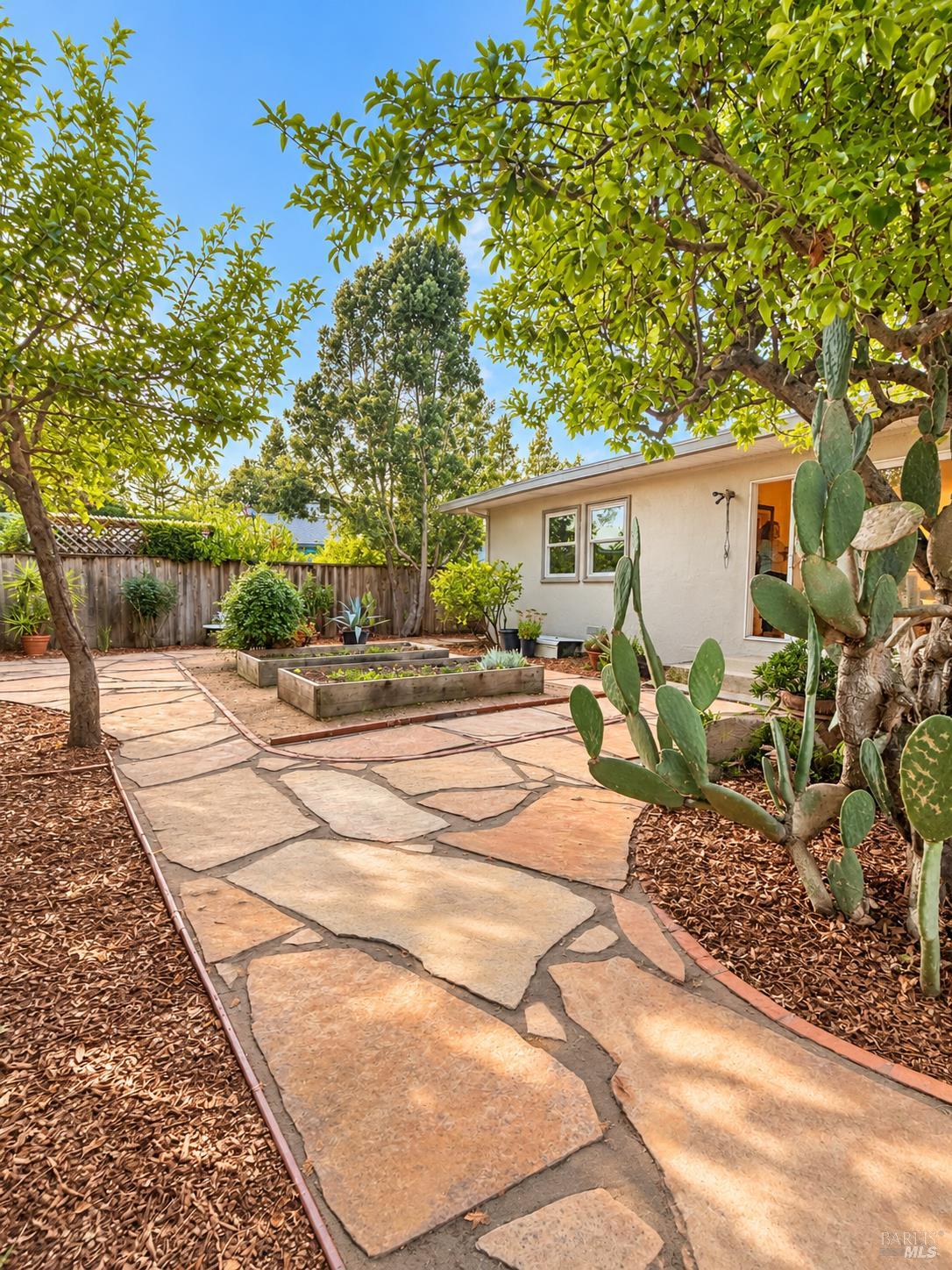 732 Pacific Avenue Santa Rosa CA 95404