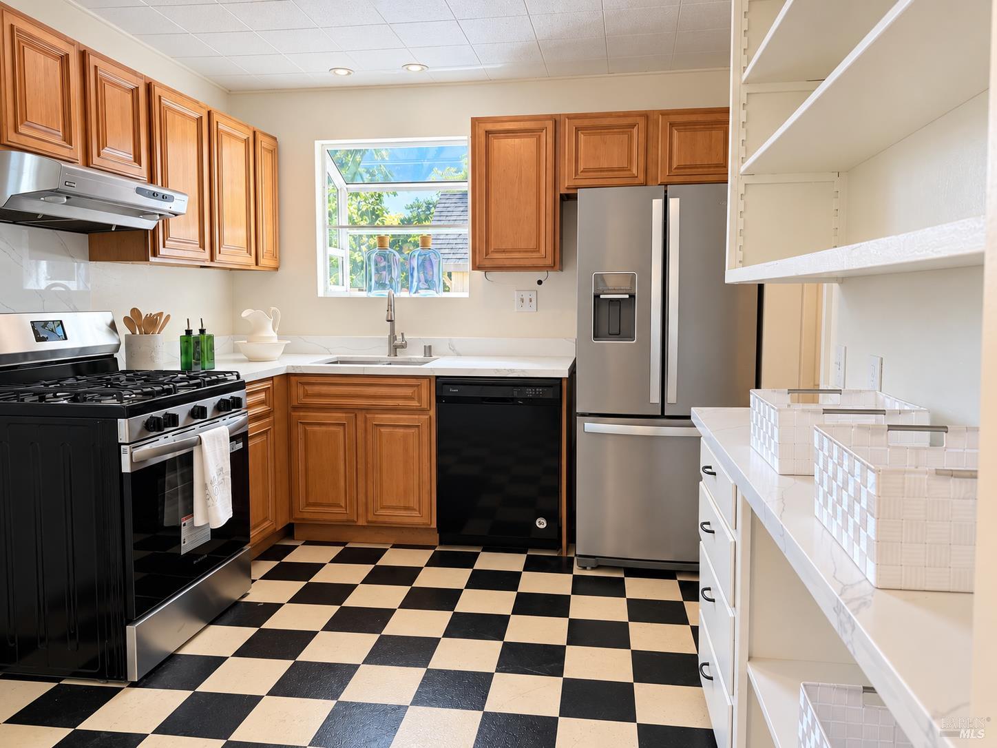 732 Pacific Avenue Santa Rosa CA 95404