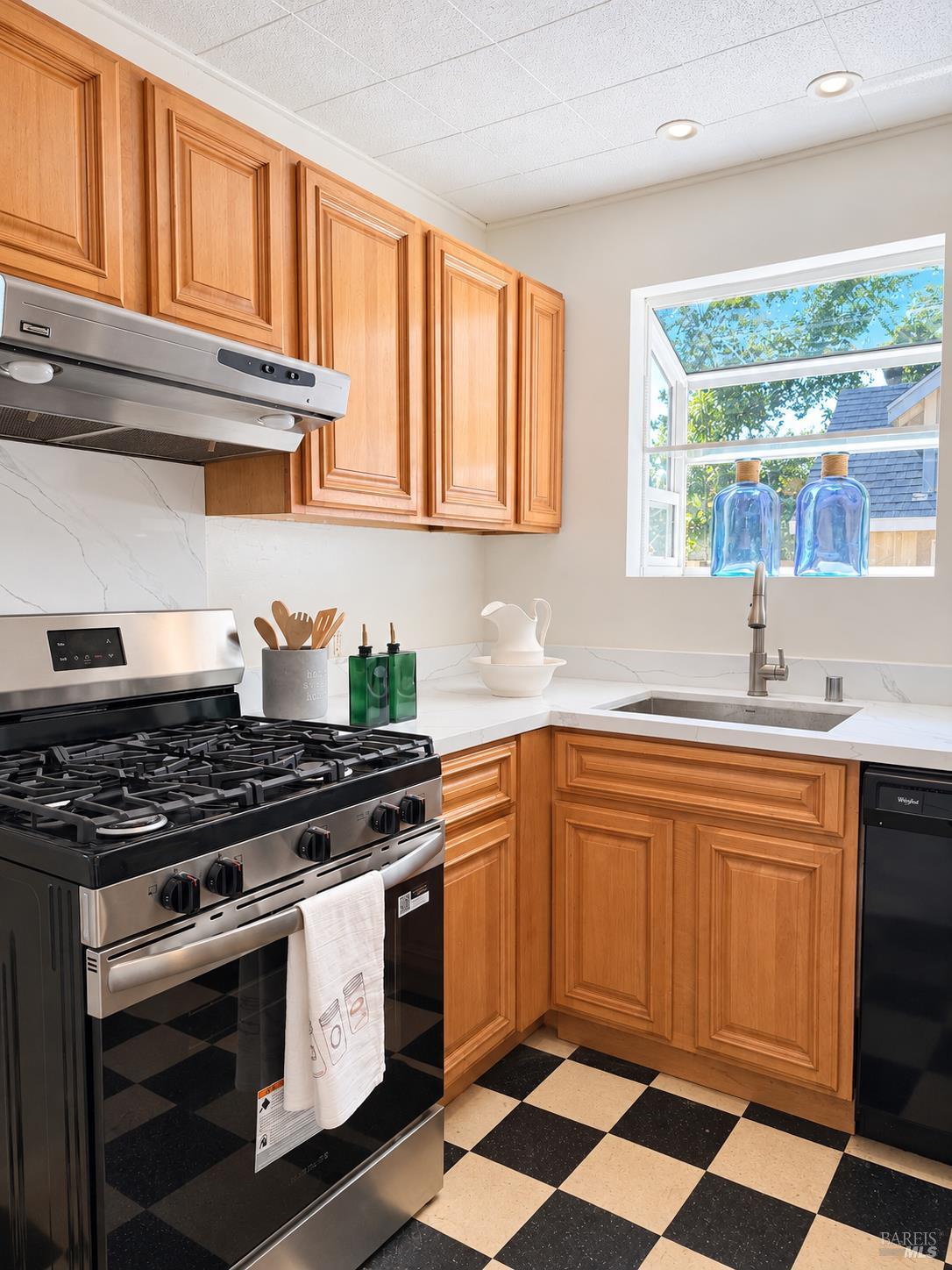 732 Pacific Avenue Santa Rosa CA 95404