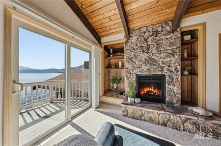 10165 Lakeshore Drive Clearlake CA 95422