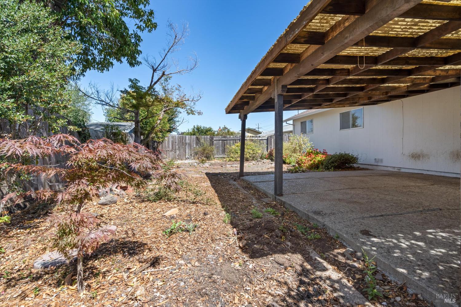 7555 Beverly Drive Rohnert Park CA 94928