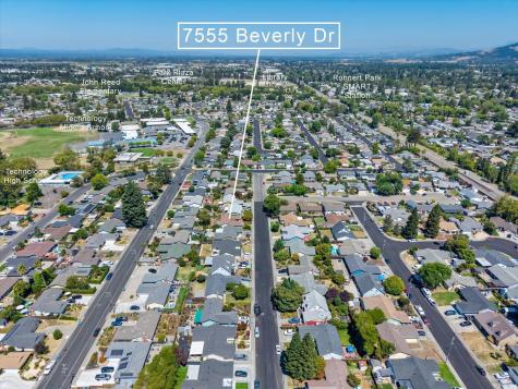 7555 Beverly Drive Rohnert Park CA 94928
