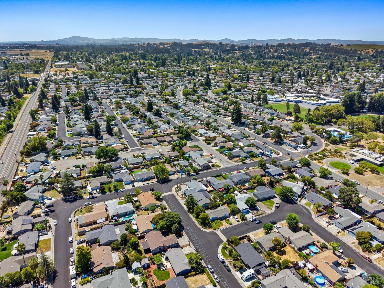 7555 Beverly Drive Rohnert Park CA 94928