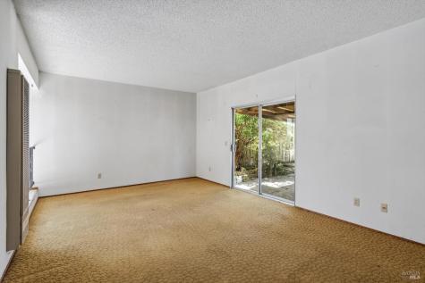 7555 Beverly Drive Rohnert Park CA 94928