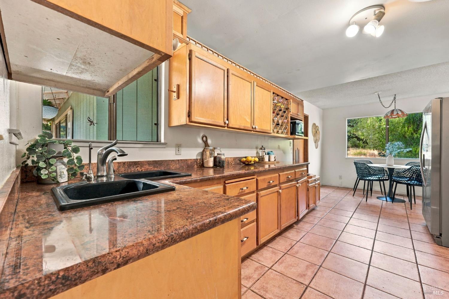 645 Furlong Road Sebastopol CA 95472