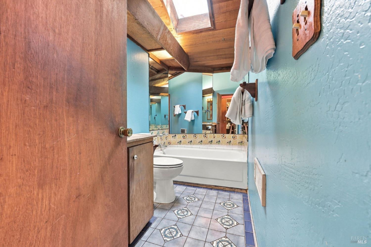 645 Furlong Road Sebastopol CA 95472