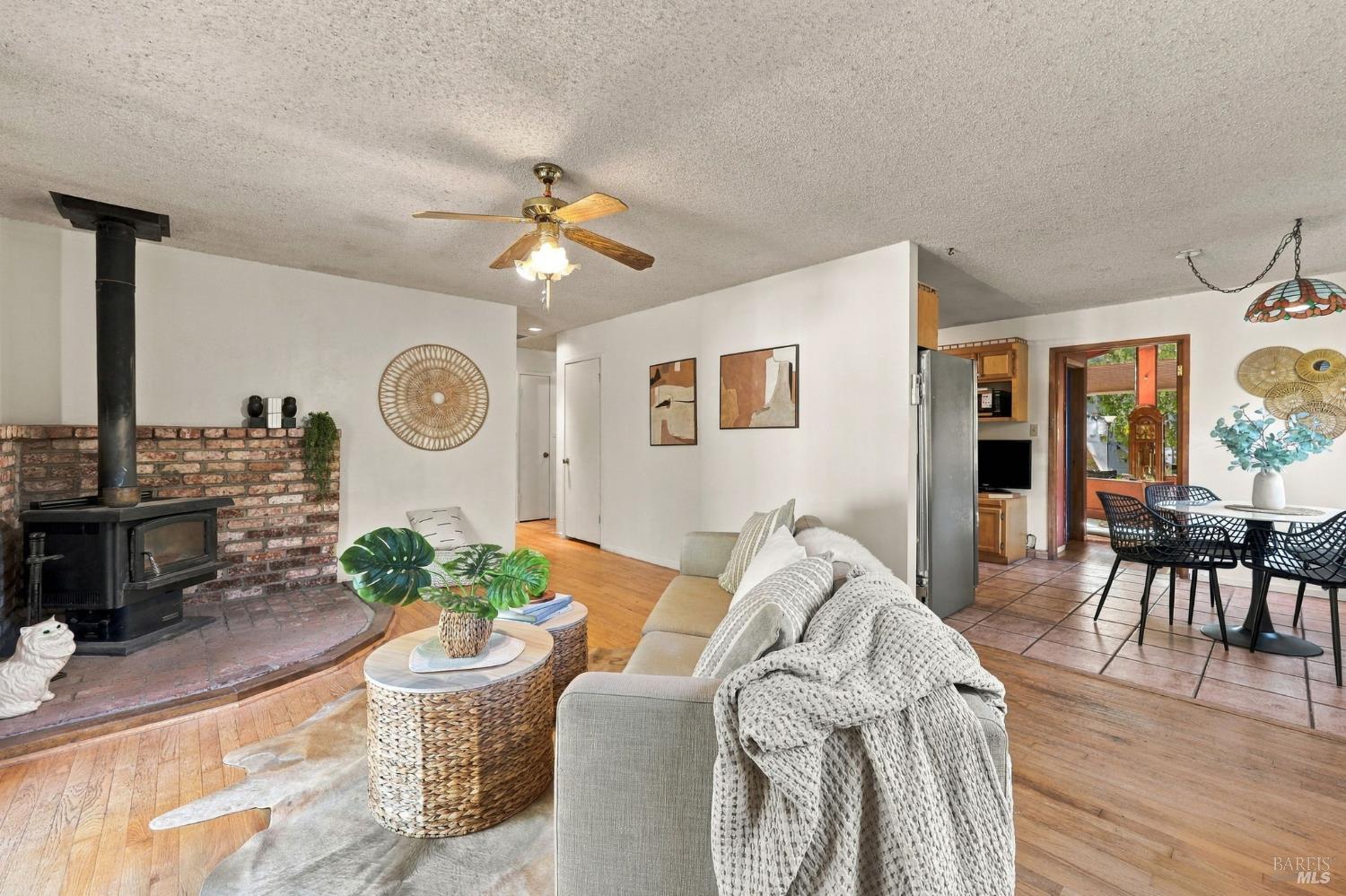 645 Furlong Road Sebastopol CA 95472