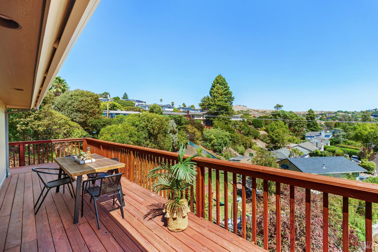22 North Terrace Tiburon CA 94920