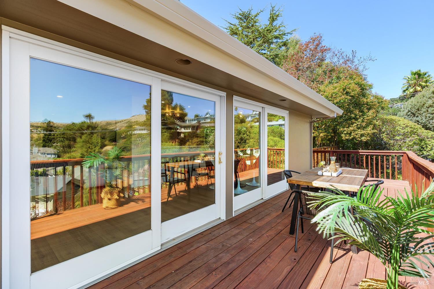 22 North Terrace Tiburon CA 94920