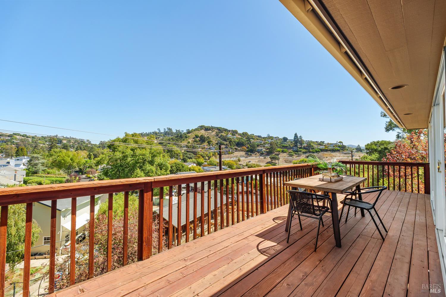 22 North Terrace Tiburon CA 94920